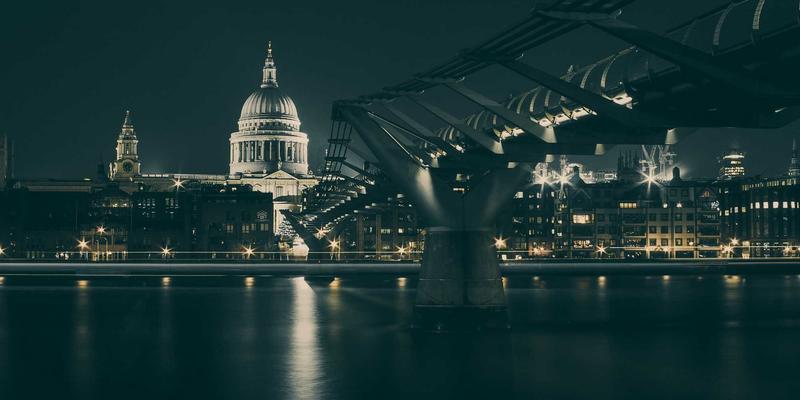 从赛事喧嚣到城市脉搏：体育场馆赛后利用如何驱动城市更新